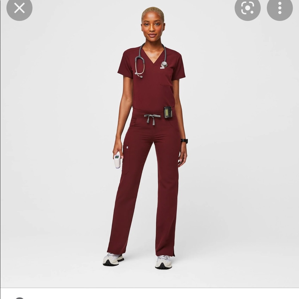 Figs Burgundy Set